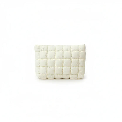 Trousse de Toilette Femme Matelassée en Coton Blanc – Organisateur Élégant pour Cosmétiques et Hygiène