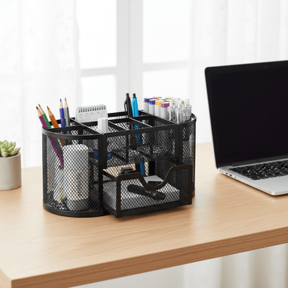 Organiseur mesh noir sur bureau