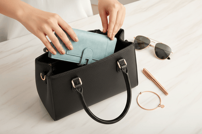 Portefeuille mains sac